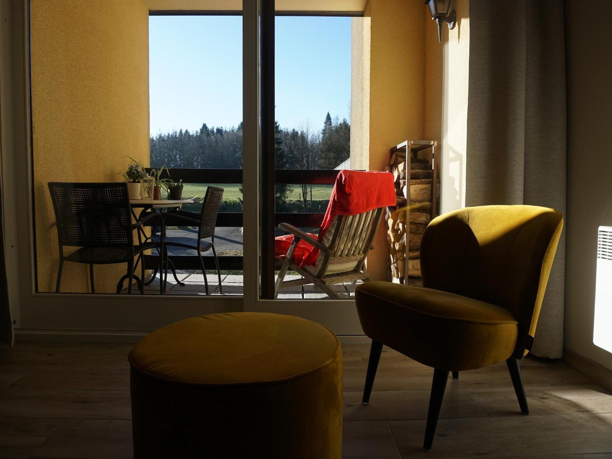 Alluring Holiday Home In Gros Fays With Garden Buitenkant foto